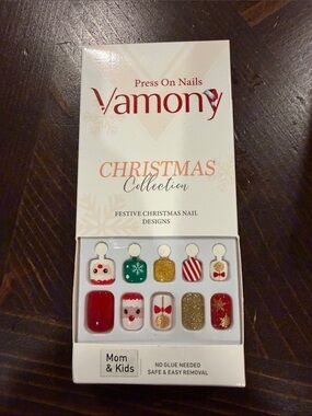 Christmas Collection Festive Red & Green Press-On Nails